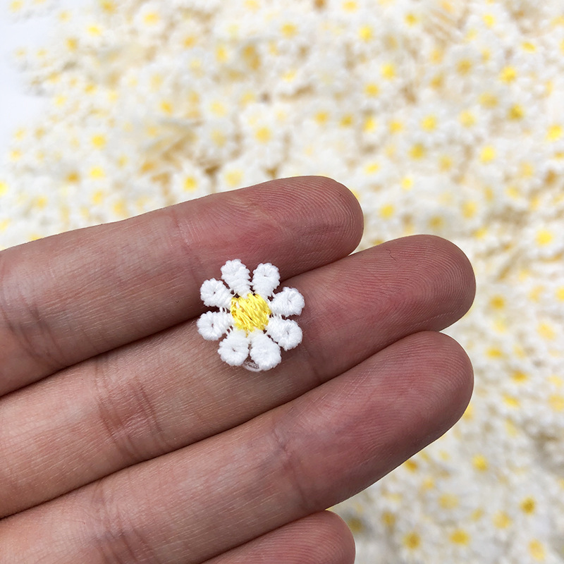 50 PCS Embroidery Water-solubl - Embroidery Yellow Flower ulasan dan harga