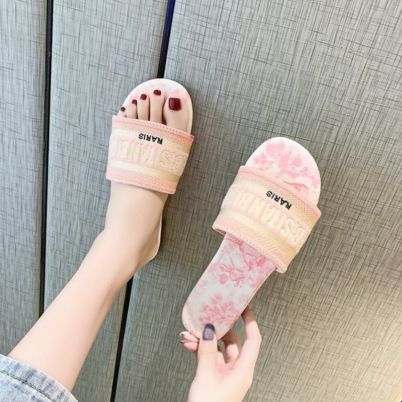 Women's Fashion Flat Slippers  - Embroidery Letter ulasan dan harga