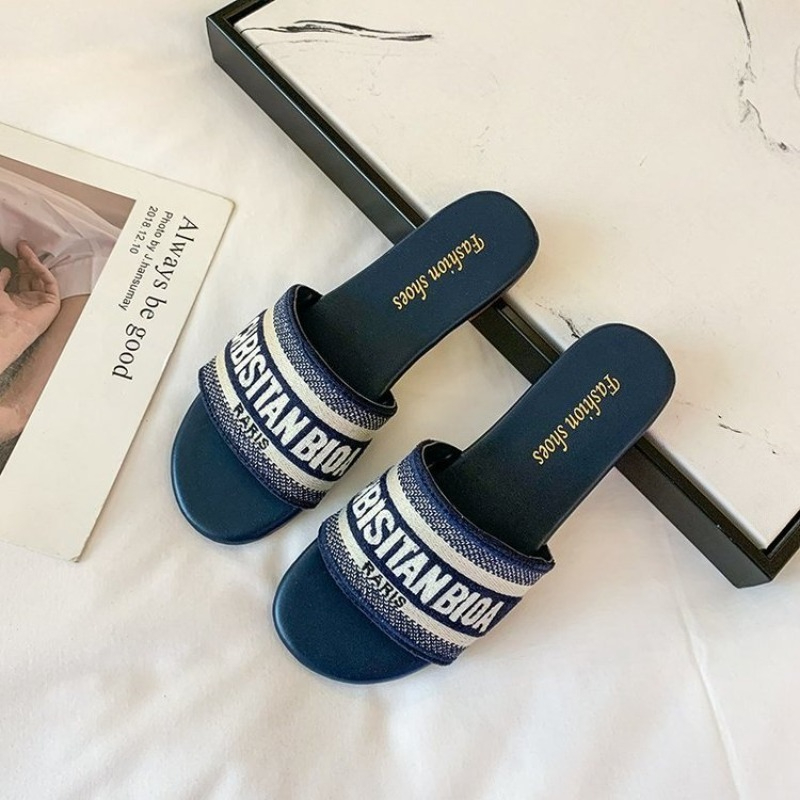 Women's Fashion Flat Slippers  - Embroidery Letter ulasan dan harga